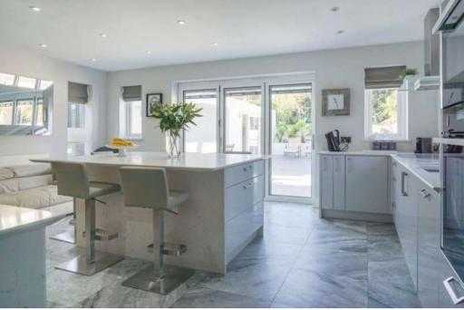 The Broadstairs Whitehouse - Housity