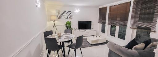 Stunning 2 bedroom apartment in Canary Wharf - Morland Apartments - Housity