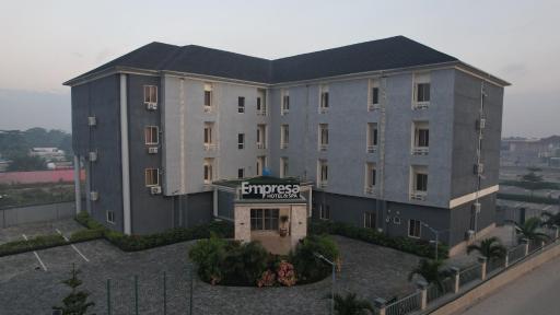 Empresa Hotel and Spa - Housity