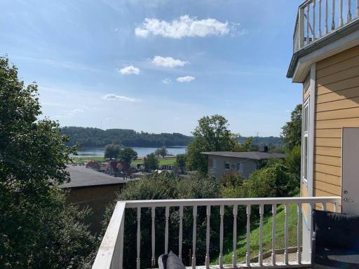Apartment With a Lake View and Sauna - Housity
