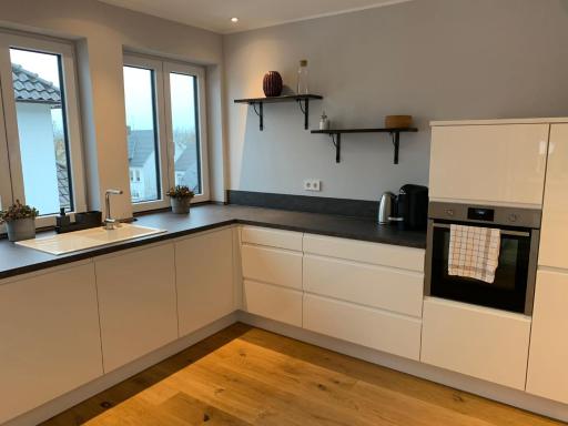 Exklusive 100 qm Penthouse Wohnung für bis zu 4 Personen - Housity