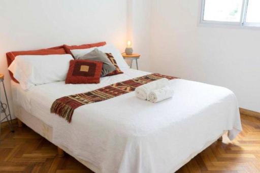 Room in an apartment Villa Soldati, Buenos Aires - Housity
