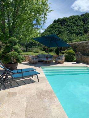 Aux mille et une senteurs - Housity