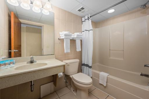 Crystal Beach Hotel - Housity
