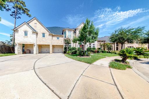 Waters Edge - Housity