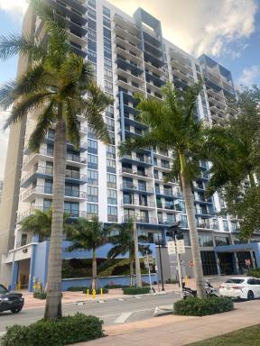 DOWNTOWN DORAL, FLORIDA. NEW CONDO STYLE RESORT. - Housity
