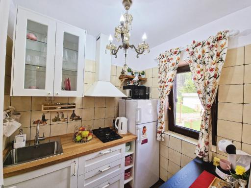 Amor Tirol Bușteni - Housity