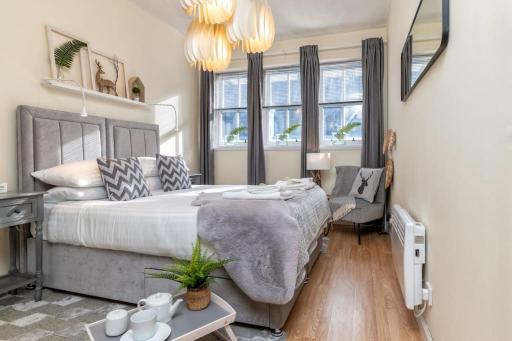 Silver Stone Suite - in the heart of Aberdeen - Housity