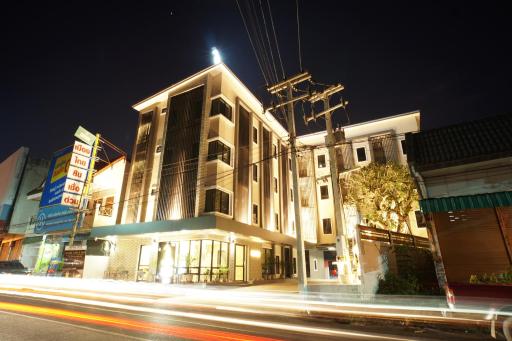 Sinsiri hostel - Housity