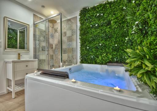 ** Le SPA d'Épernon ** - Housity