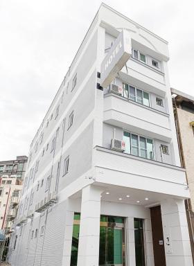 No 9 Hotel-九號文旅 - Housity