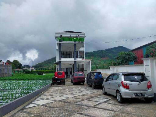 Tiga Mahkota homestay - Housity