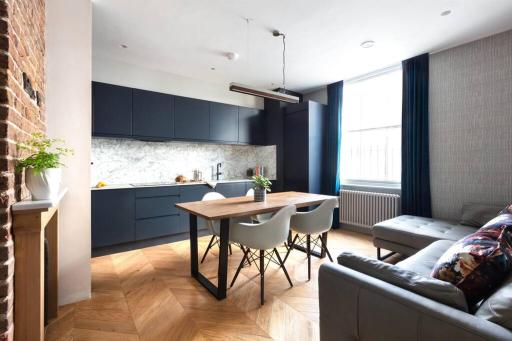 The Fredellen - Housity