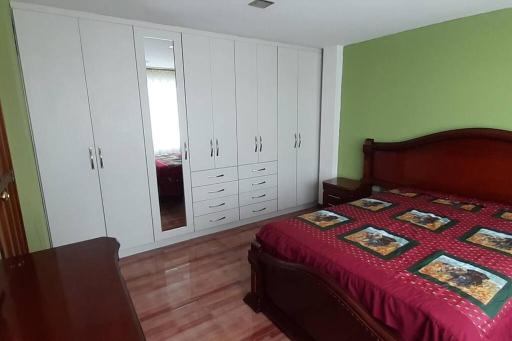 Hermoso departamento totalmente amoblado. Ambato - Housity