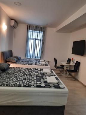 Apartments Petrova170 - Housity