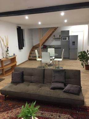 Maison chaleureuse en cœur de village - Housity