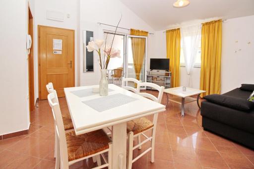 Apartments with a parking space Baska, Krk - 18794 - Housity