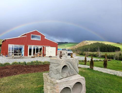 Delightful 1-bed barn with stunning mountain views... - Housity