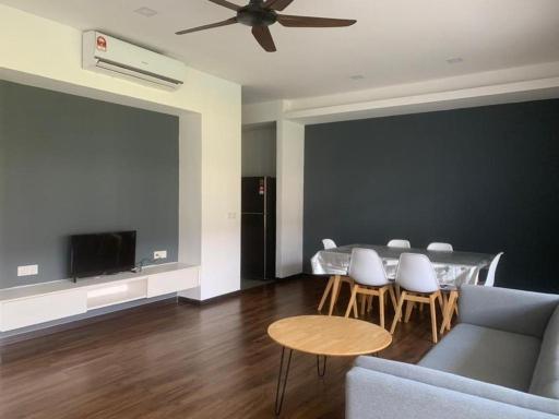 MF Roxy Beach Townhouse Sematan Private Unit L31 - Housity