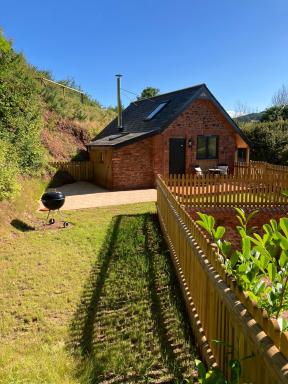 Barn in Somerset Romantic Hideaway - Housity