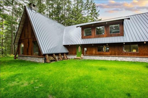 Crystal Moon Cabin - Housity