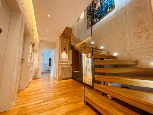 2 Floor Luxury Penthouse · 250m2• RRUGA B View - Housity