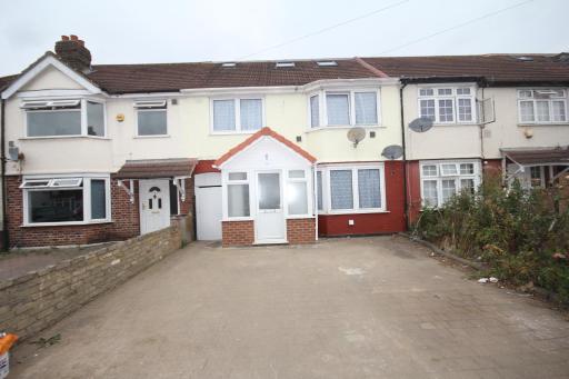 The Heathrow House - Housity