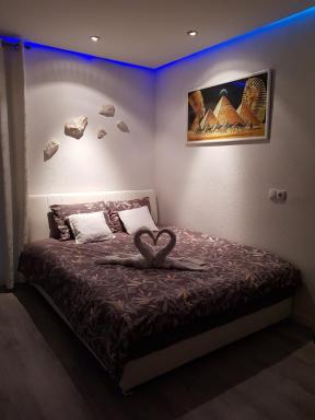 FARAON pn 2 - Housity