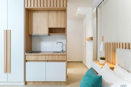 Beachfront Sentimento Sea Breeze - Housity