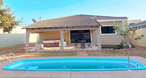 Quintas Casa Agradável com Piscina - Housity