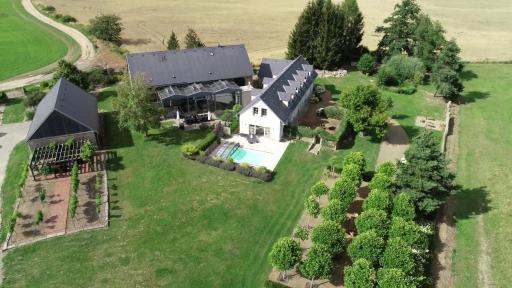 Šťastná Samota - Housity