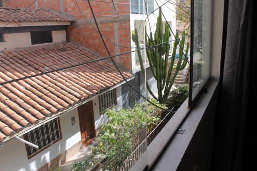 J - House - Housity