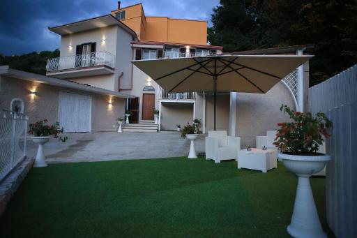 B&B MicAnTo - Housity