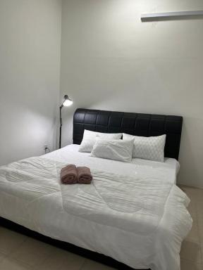 OrchidVilla Homestay at Southville Apartment - Housity