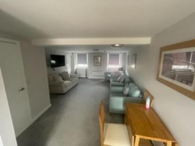 Courtyard and Forth Apartments - Housity