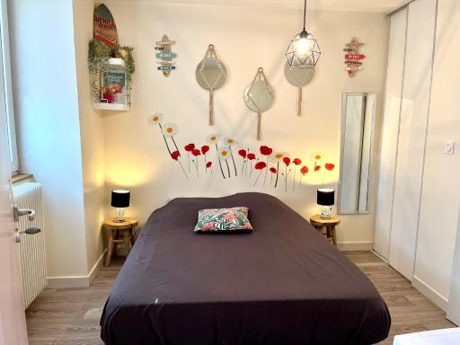 Le Mini Nid, accès terrasse de l'établissement - Housity