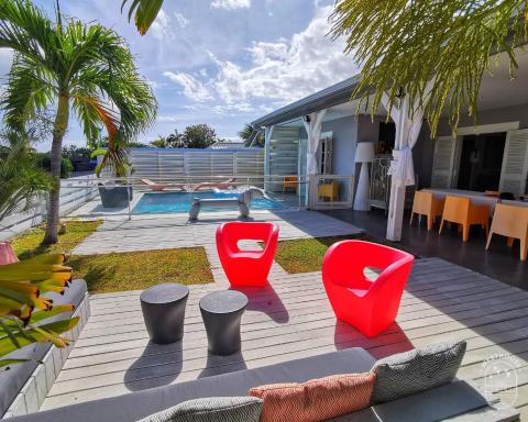 Villa La Baleine rose St Gilles-les-bains - Housity