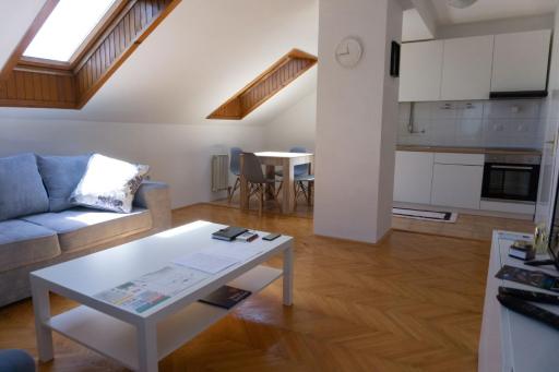 Apartment Sunshine - Housity