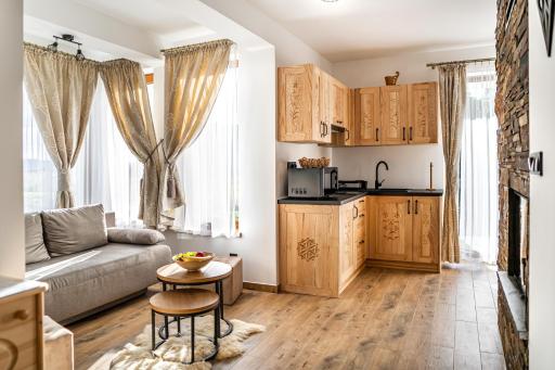 Modrzewiowa Ostoja - Housity