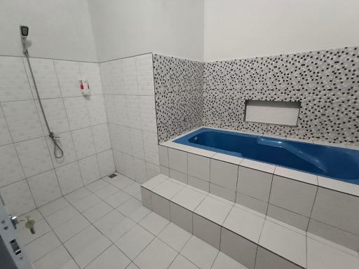 Nathaniela Homestay - Housity