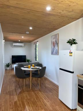 Kohlten Cabin Stays - Housity