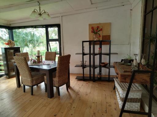 HomeSweetHome Farm Cottage - Housity