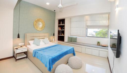ARON'S Lavinia EMERALD - Housity