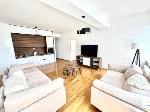 High-End Spacious Apartment next to City Mall - Housity