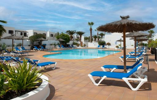 Apartamentos LIVVO Oasis - Housity