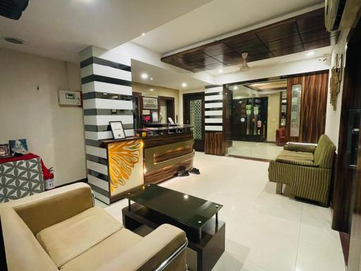 Crystal Retreat - Housity