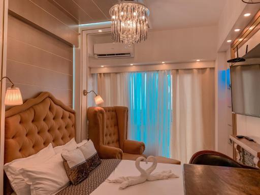 GoldenSuites at CoolSuites WindResidences Tagaytay - Housity