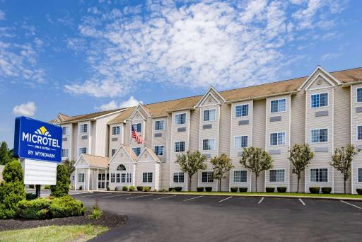 Microtel Inn & Suites by Wyndham Johnstown - Housity