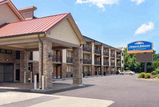 Howard Johnson by Wyndham Pigeon Forge - Housity