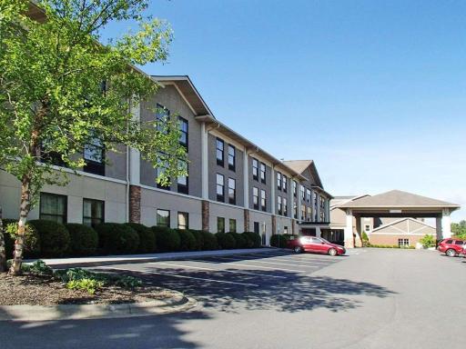 Quality Inn & Suites Boone - University Area - Housity